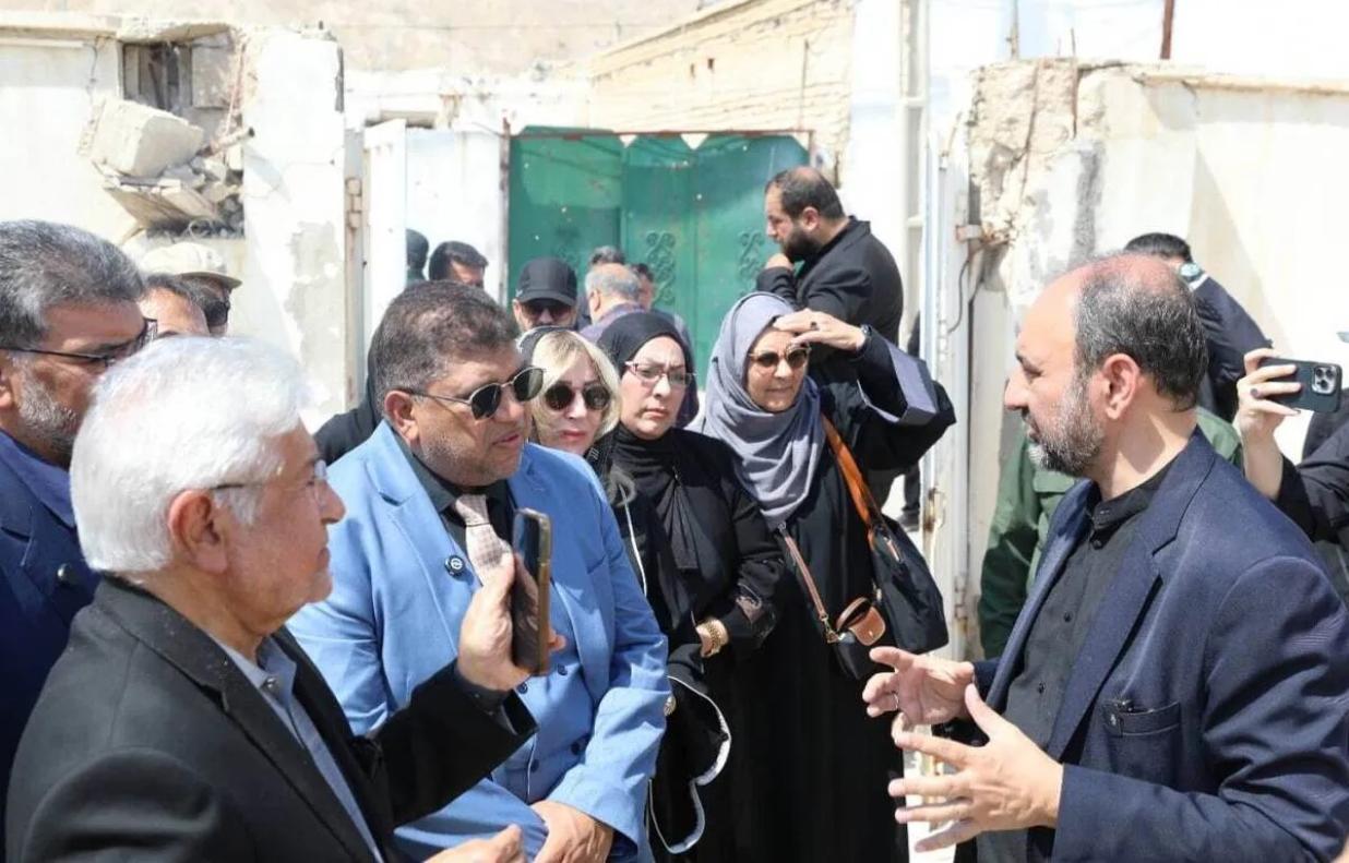 بررسی جنایات جنگی آمریکا و رژیم صهیونی در لارستان توسط جمعی از وکلای بین‌المللی