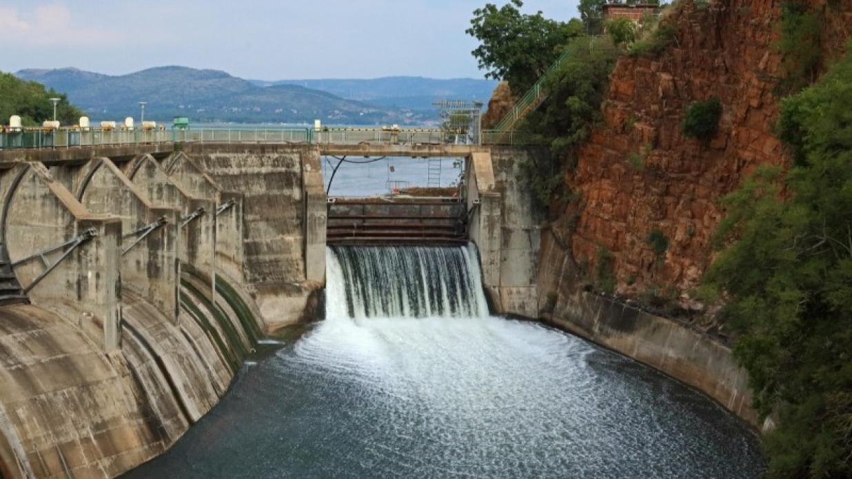 تشکیل پرونده قضایی برای منتشرکنندگان ادعای دروغ پیدا شدن پیکر‌های مجهول‌الهویه در بستر سد کرج